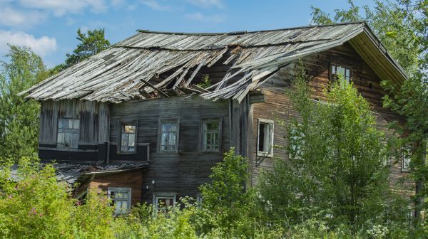 Cottage Demolition in Monroe